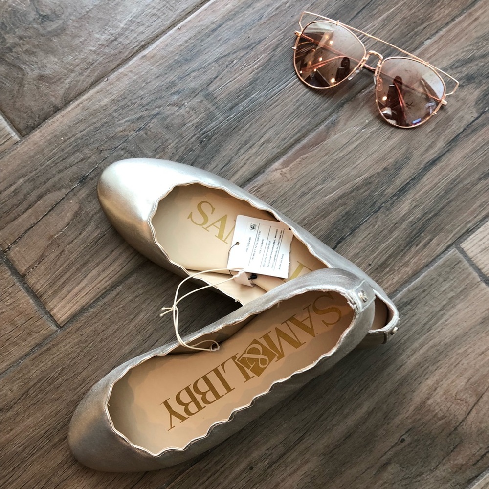 NWT Sam & Libby Round toe Gold ballet flats - Picture 2 of 5